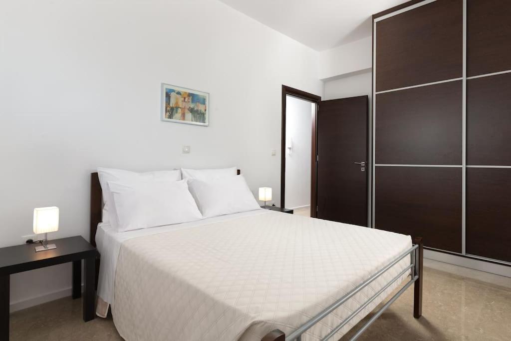 Luxurious And Modern House Near Town And Beach Azgúru Kültér fotó